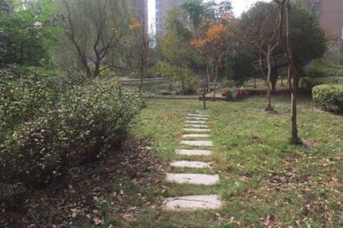 中海云麓里綜合評(píng)測(cè) 項(xiàng)目亮點(diǎn)、不足與周邊市場(chǎng)觀察